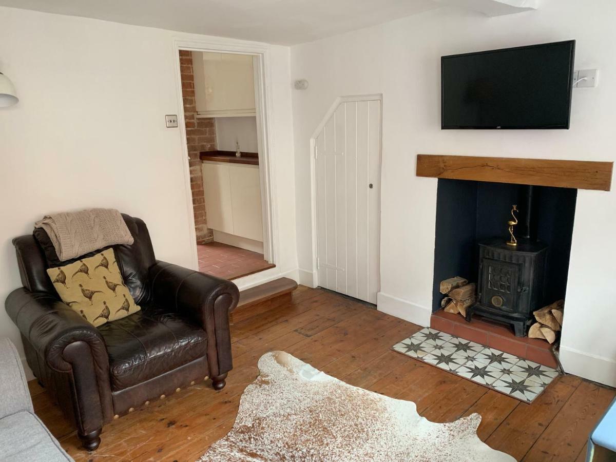 Sweet & Cosy 10 Bridewell Cottage With Parking Available Upon Request Bury St. Edmunds 외부 사진